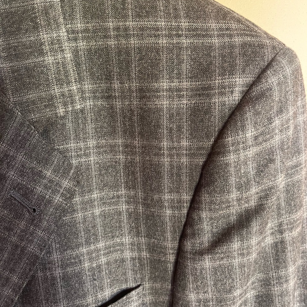 Gray Plaid Men’s Suit - Picture 2 of 11